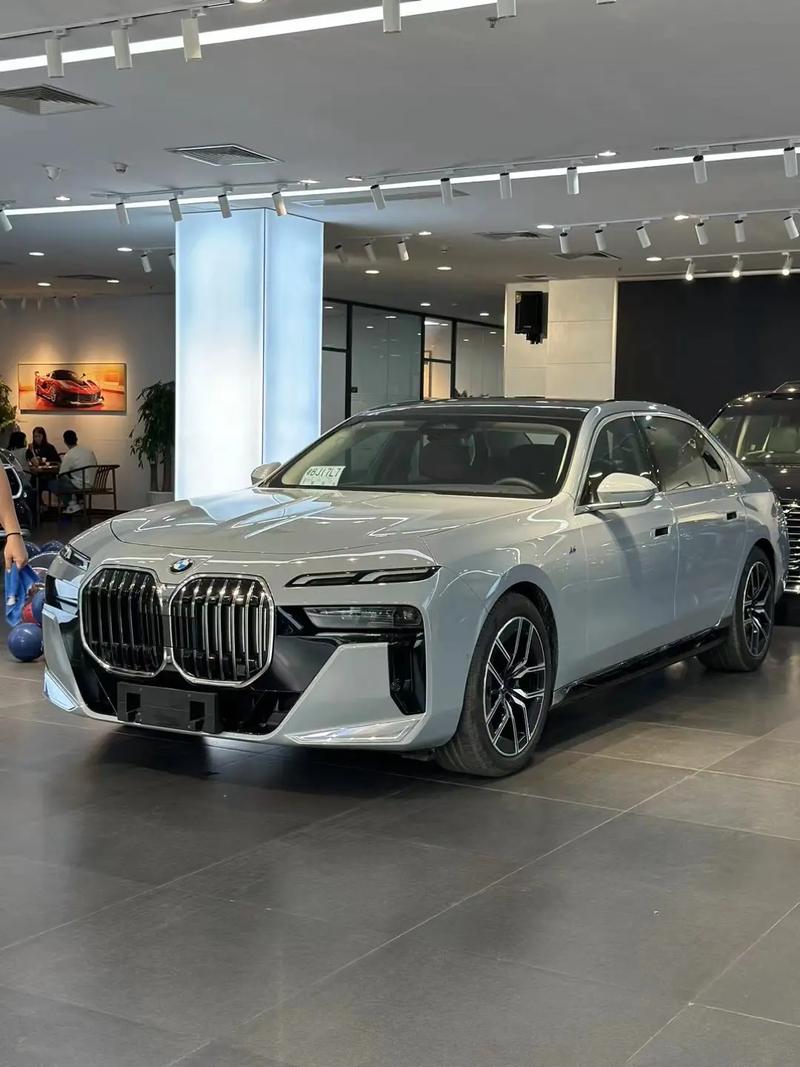 宝马新7系谍照2022 宝马新款7系图片