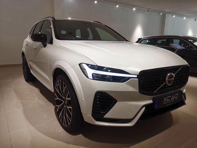 xc60沃尔沃t8报价表,沃尔沃xc60 t8测评